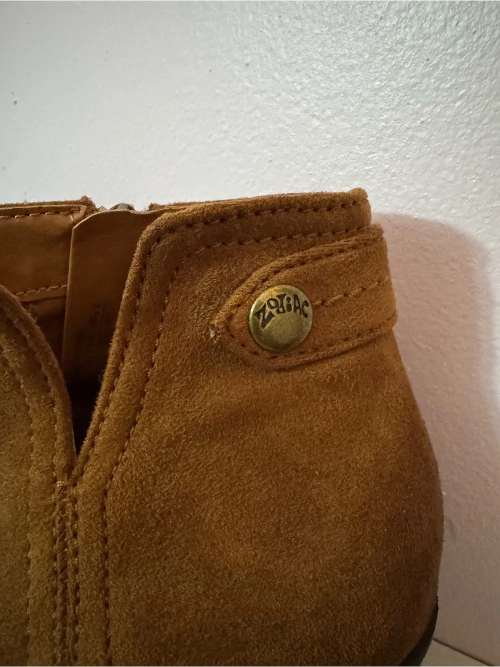 Women’s zodiac Brown Suede Ankle Boots - Casual Zip Side Chelsea Style